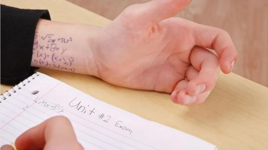 UQ預科考試小抄被抓被記ID怎么申訴